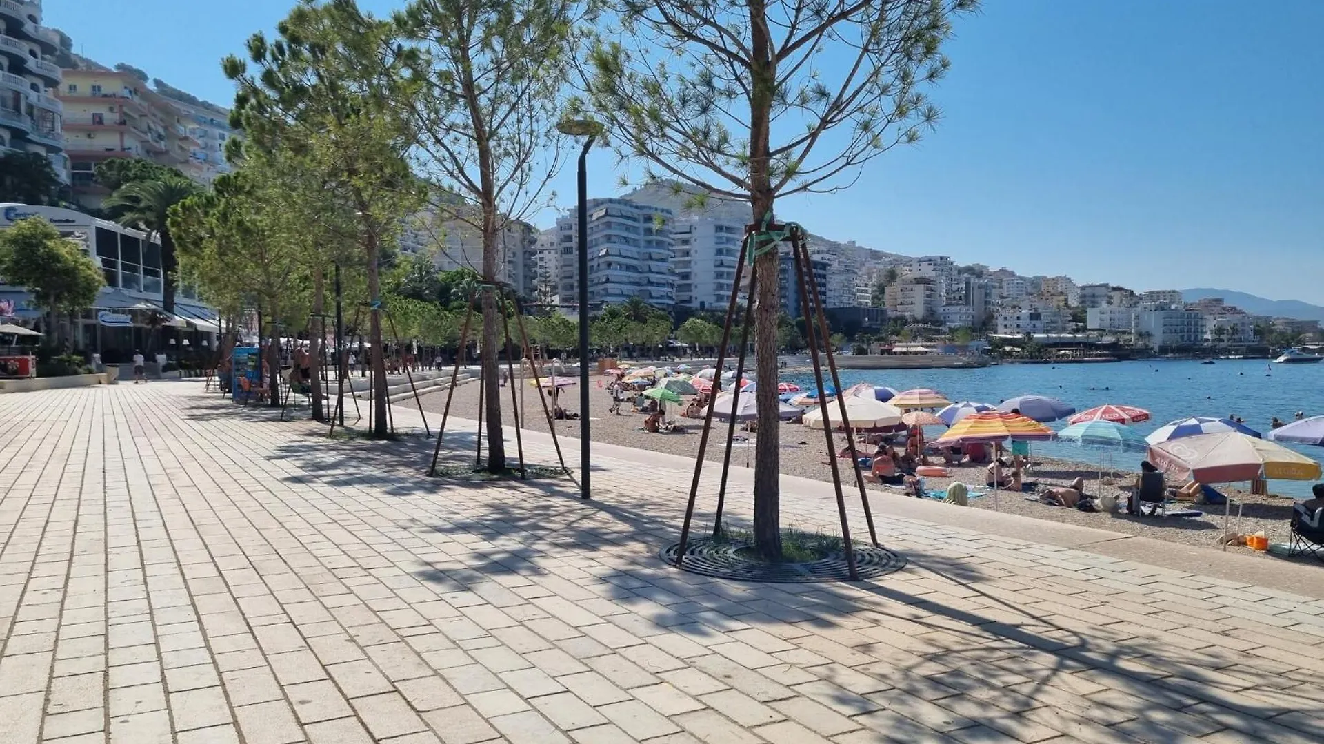 Coastal Escape In Saranda Airy Apartment Albanie